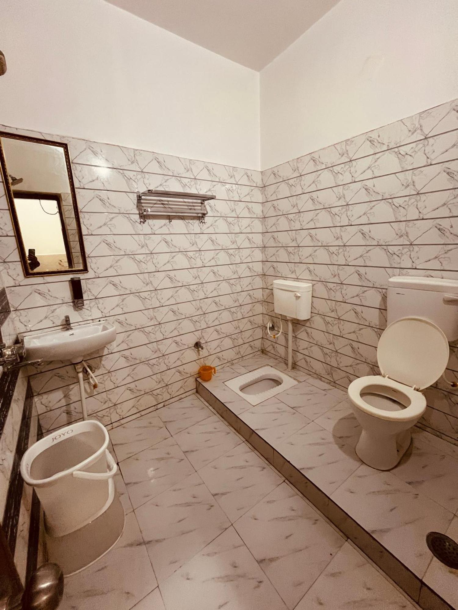 Trisolaris Hotel