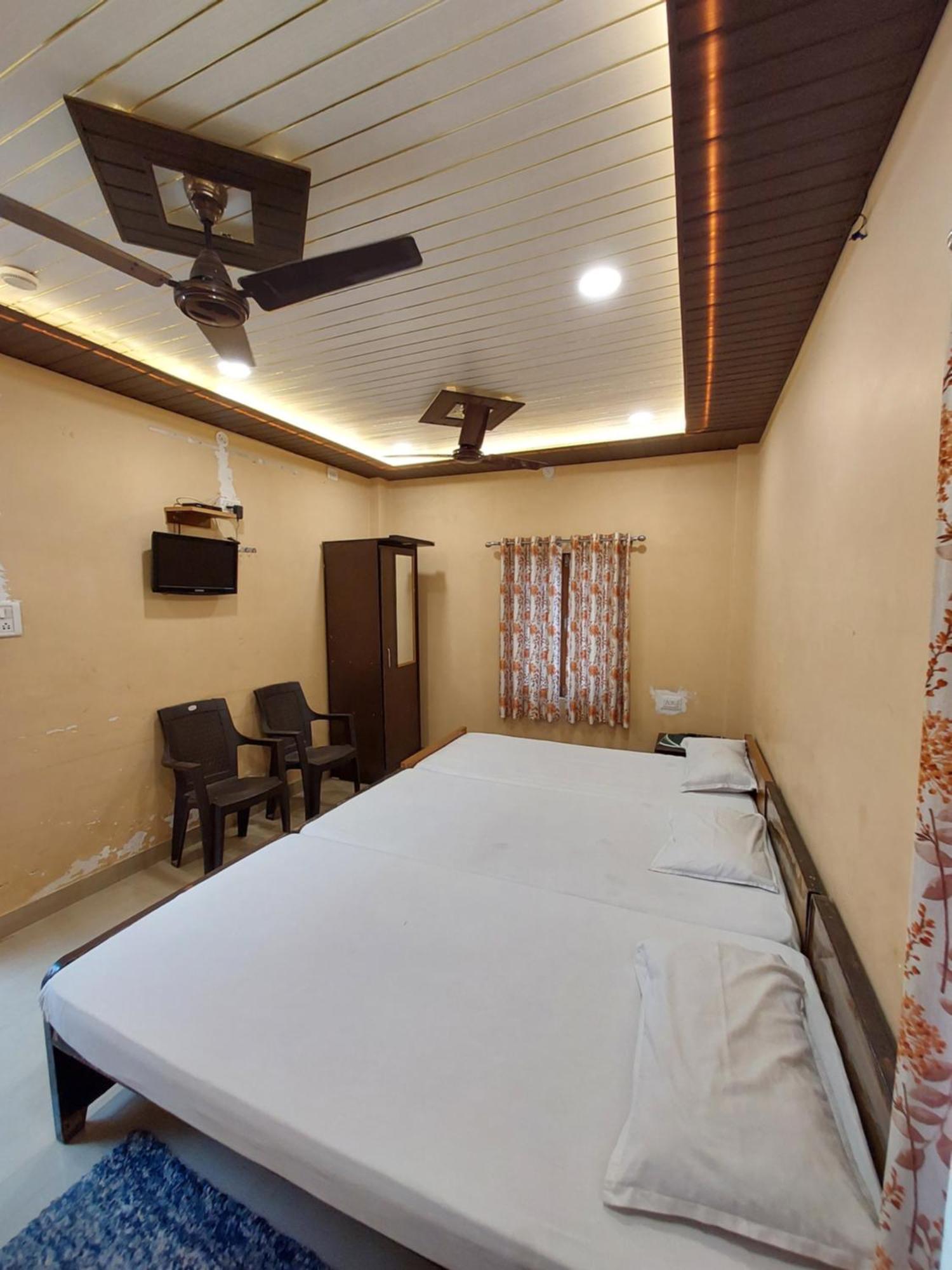 Teerth 3* Varanasi
