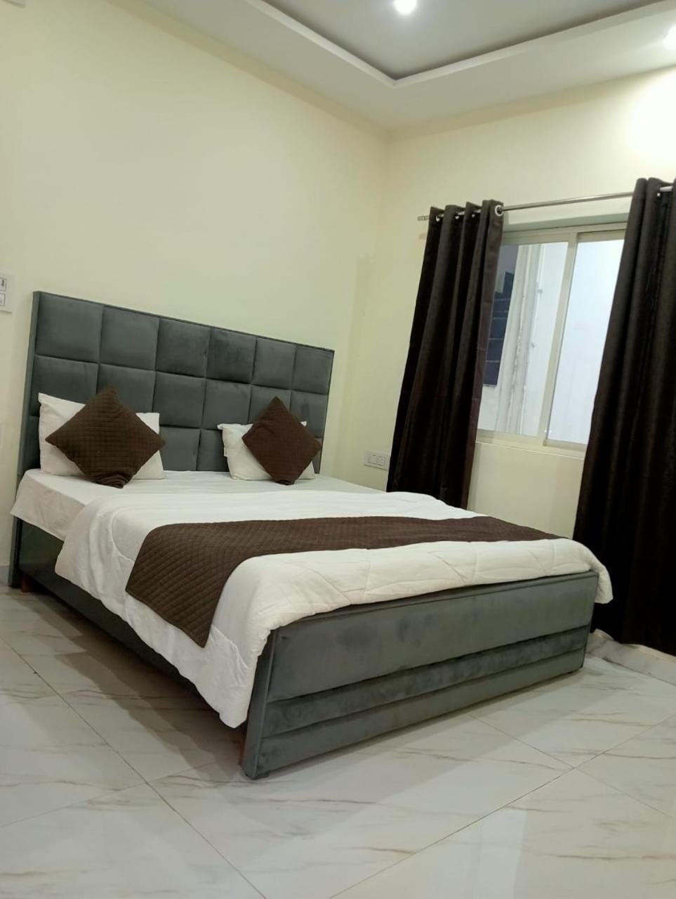 Narayana Guest house