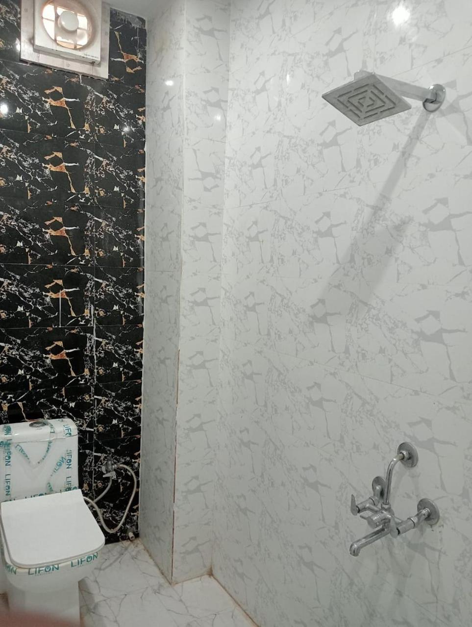 Guest house Narayana Varanasi