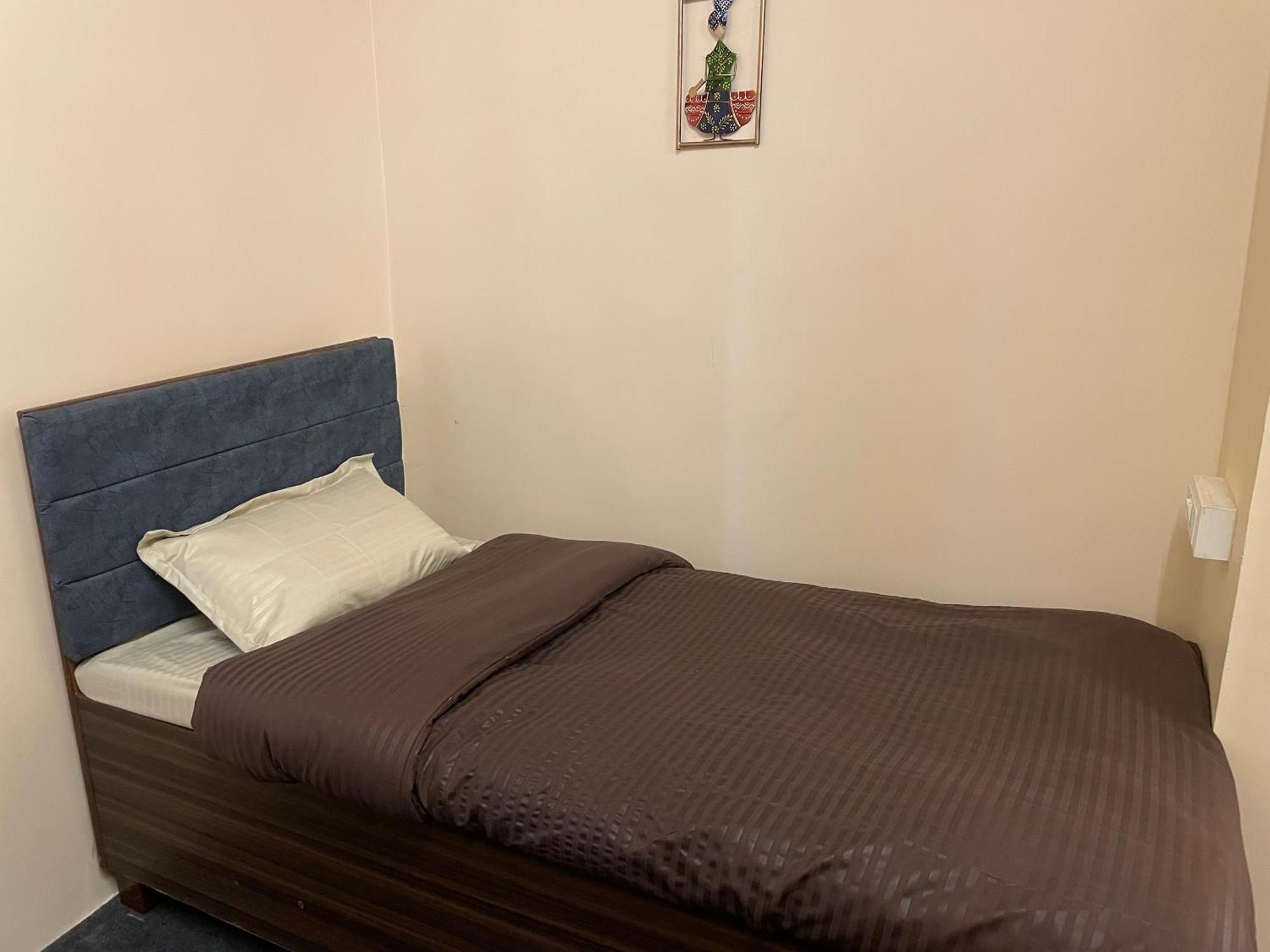 Hotel Kashi Awahan! Near Vishvanath Temple Varanasi