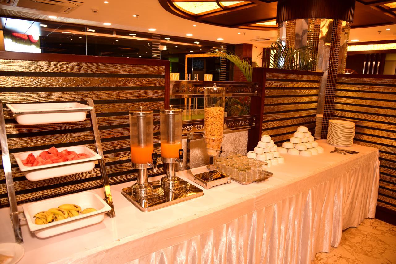 Hotel Varanasi Inn 4*