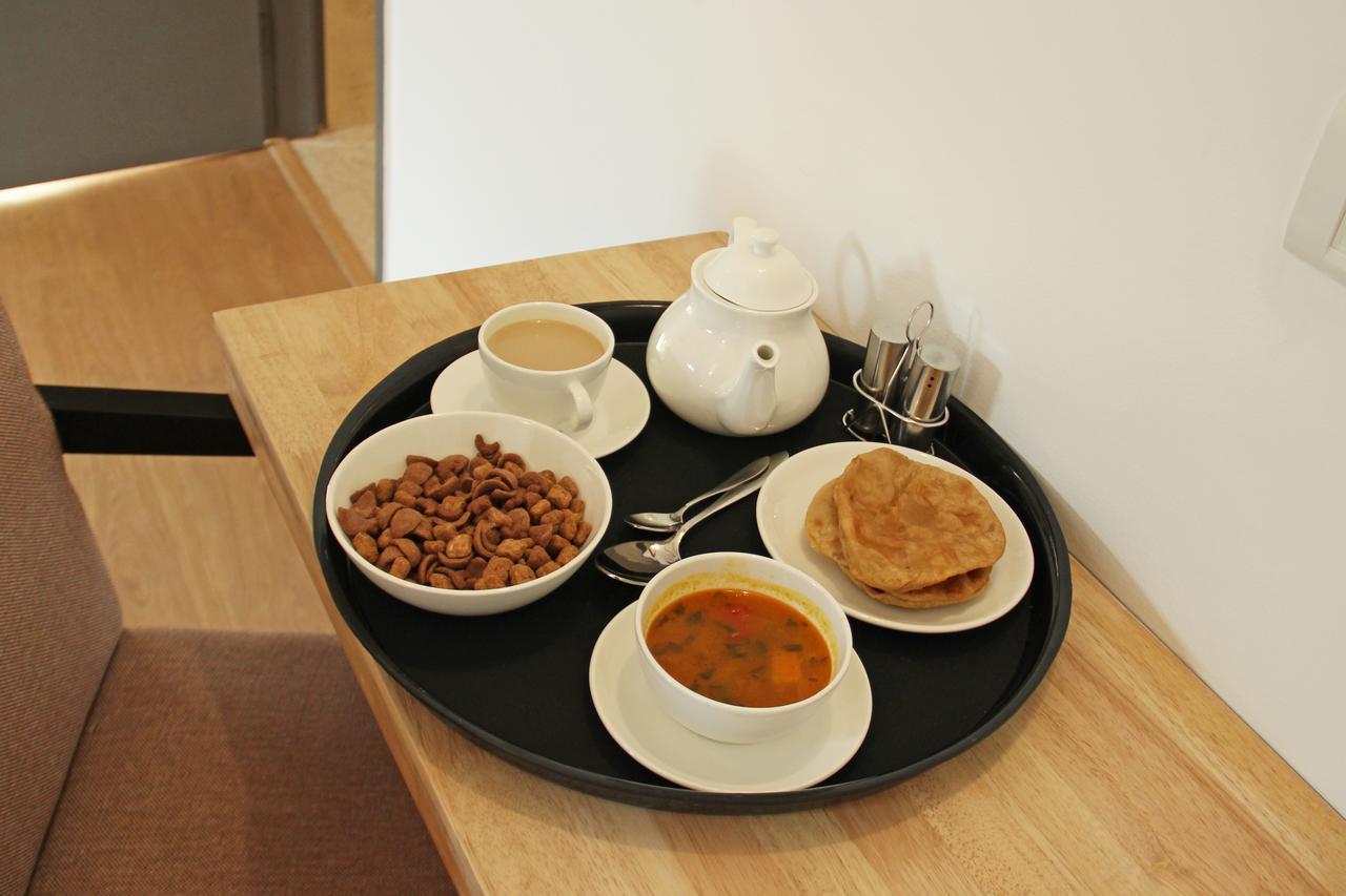 Oyo 2054 New Broadway Hotel 3*