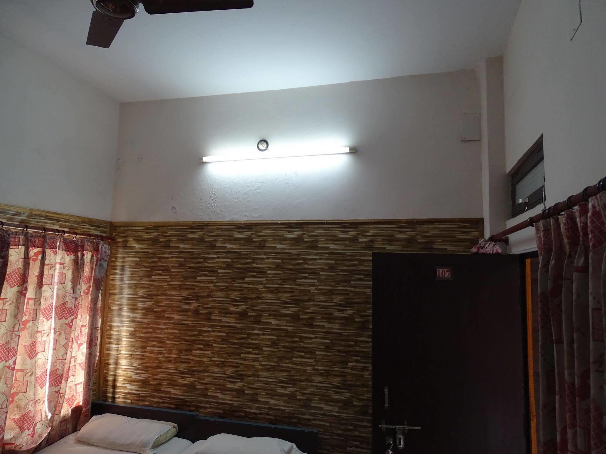 Teerth Guest house