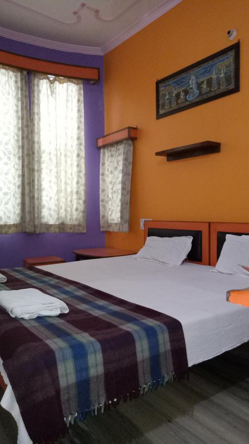 Ishan Paying Guest house Varanasi