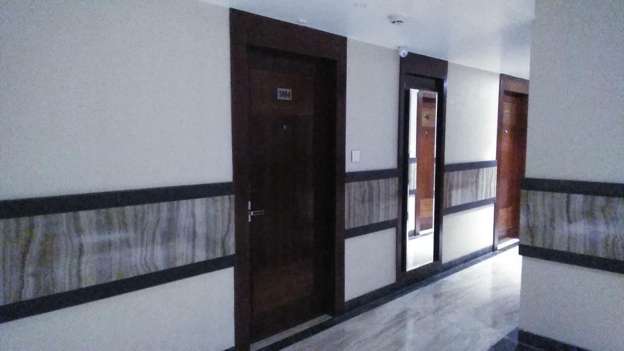 Square Hotel,varanasi Hotel Varanasi
