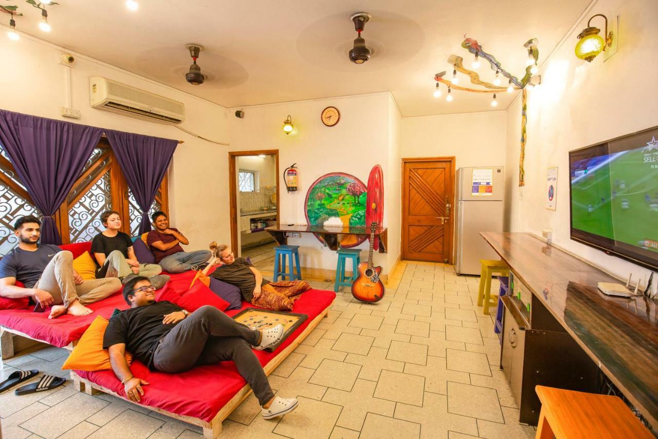 Gostops Lite Hostel *