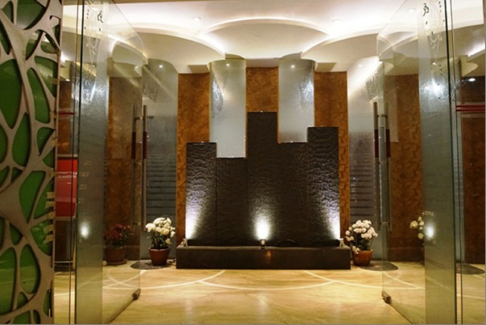 Oyo 2054 New Broadway Varanasi