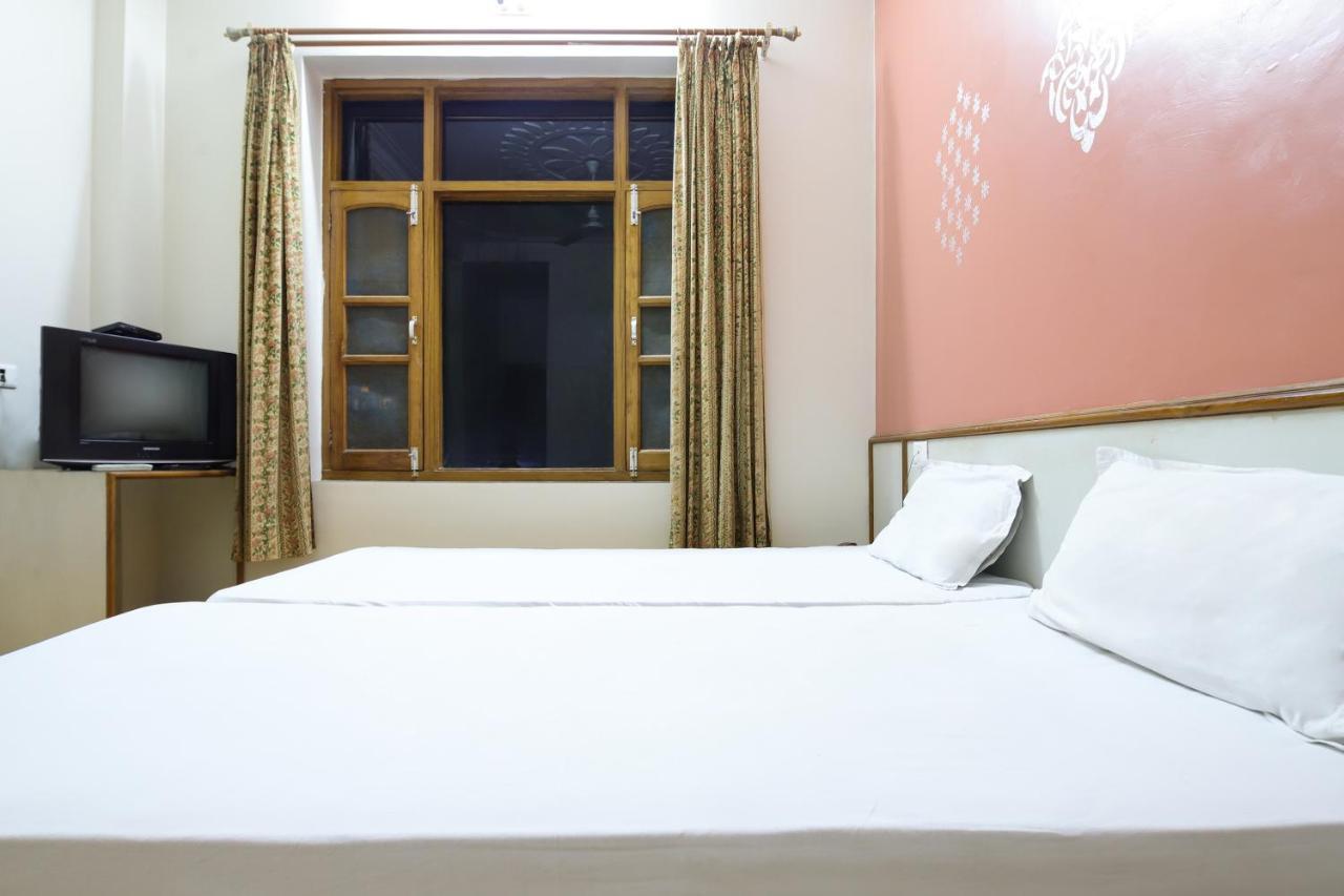Hotel Spot On 64233 Grand Ganga View