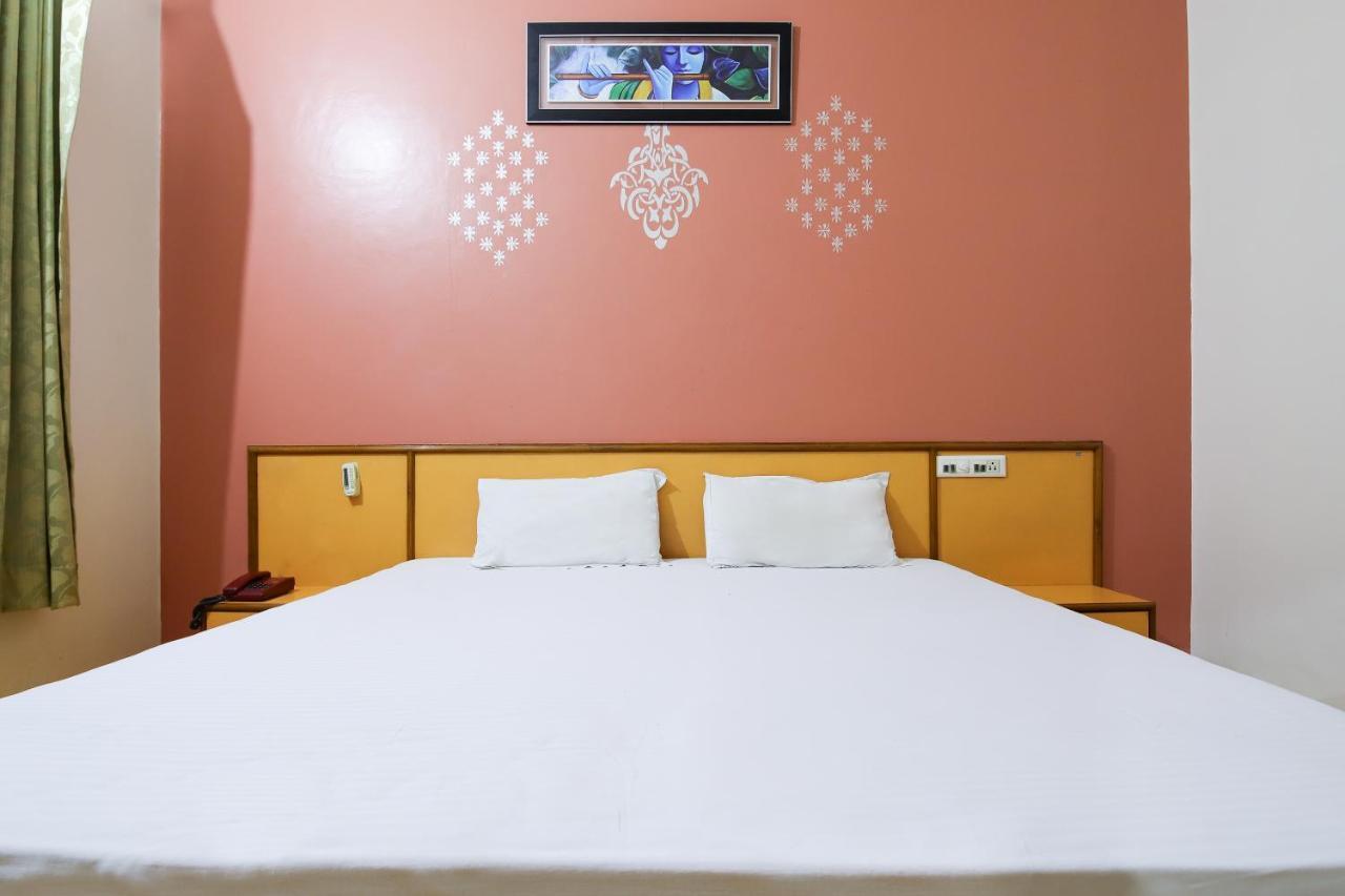 Spot On 64233 Grand Ganga View Hotel 3*